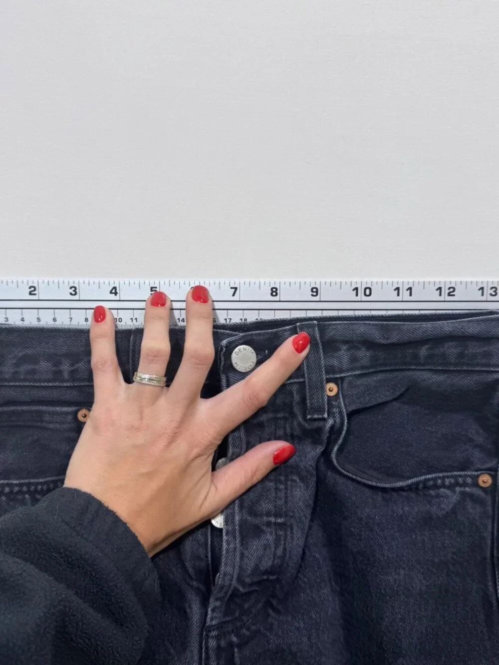 Denim Forum Joni High Rise Loose Jeans Black Button Fly 25 Denim Minimalist 27